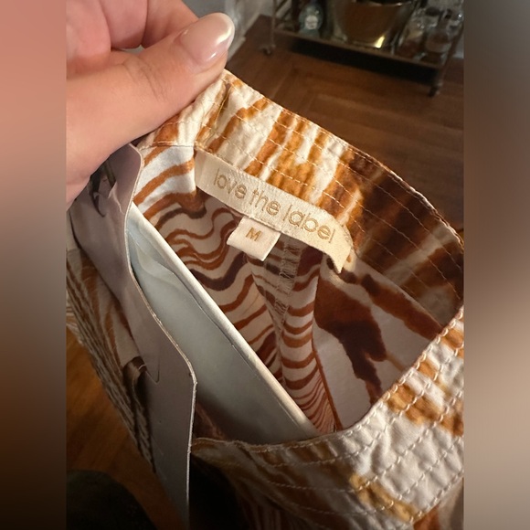 Love The Label Animal Print Midi Dress MEDIUM - Picture 4 of 4